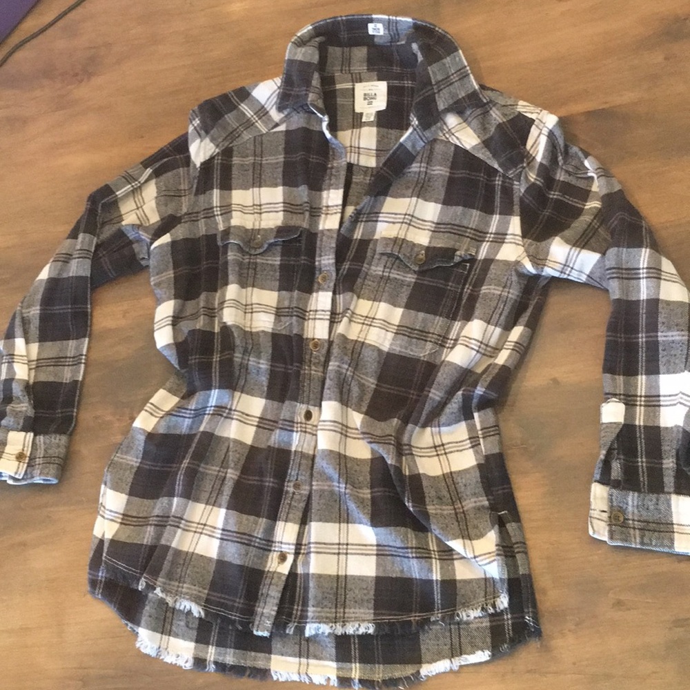 Cotton plaid top by Billa Bong.